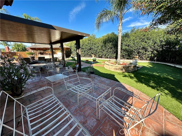 Detail Gallery Image 12 of 50 For 23856 Outrigger, Canyon Lake,  CA 92587 - 3 Beds | 2 Baths