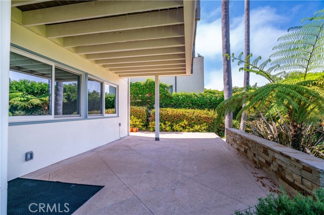1232 Via Coronel, Palos Verdes Estates CA: https://media.crmls.org/medias/06da8720-ac8b-4c1b-9c97-3ea25594610b.jpg
