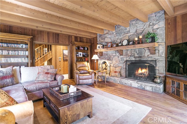 Detail Gallery Image 21 of 41 For 27421 Cedarwood Drive, Lake Arrowhead,  CA 92352 - 4 Beds | 4 Baths