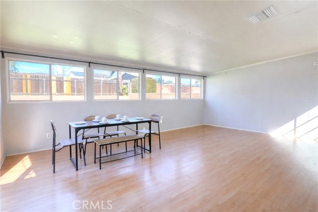 Detail Gallery Image 22 of 36 For 1997 12th, La Verne,  CA 91750 - 4 Beds | 2 Baths