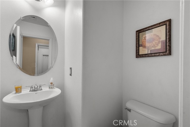 Detail Gallery Image 11 of 33 For 28369 Casselman Ln, Saugus,  CA 91350 - 3 Beds | 3 Baths