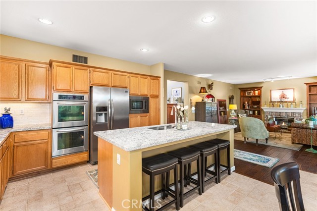Detail Gallery Image 15 of 75 For 13939 Guidera Dr, Rancho Cucamonga,  CA 91739 - 5 Beds | 3/1 Baths