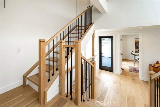 223 Orchid Avenue, Corona del Mar CA: https://media.crmls.org/medias/06dc5910-d93b-418b-ac76-36bb46f02be9.jpg