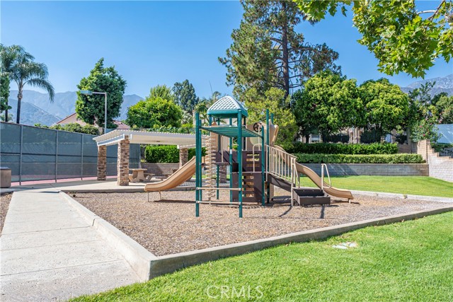 1224 Mallorca Street, Upland CA: https://media.crmls.org/medias/06dc6467-0b42-4cfe-8695-b800acb0d3e4.jpg