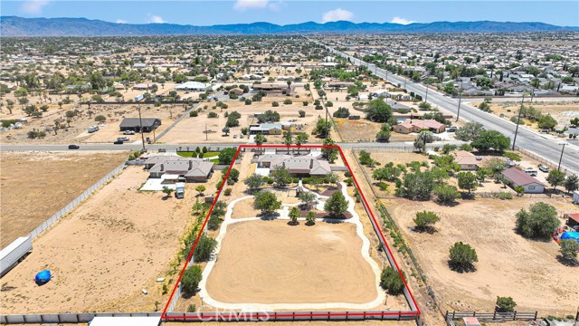 14572 Sultana Street, Hesperia CA: https://media.crmls.org/medias/06ddaaf7-5f75-4aa7-8263-5cca9b832ae7.jpg