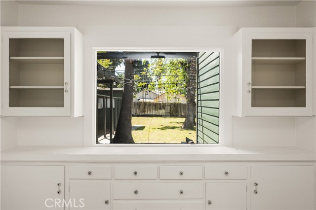 Detail Gallery Image 11 of 41 For 3980 Linwood, Riverside,  CA 92506 - 2 Beds | 2 Baths