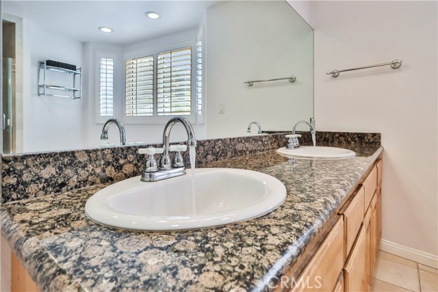 Detail Gallery Image 35 of 47 For 4120 Carrizal Rd, Woodland Hills,  CA 91364 - 4 Beds | 4 Baths