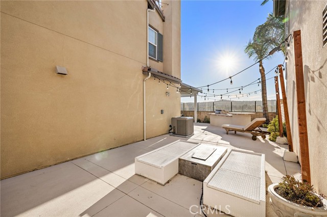 9 Durham Court, Laguna Niguel CA: https://media.crmls.org/medias/06de1ea0-1f5a-4cdf-a81a-cb873ff2a031.jpg