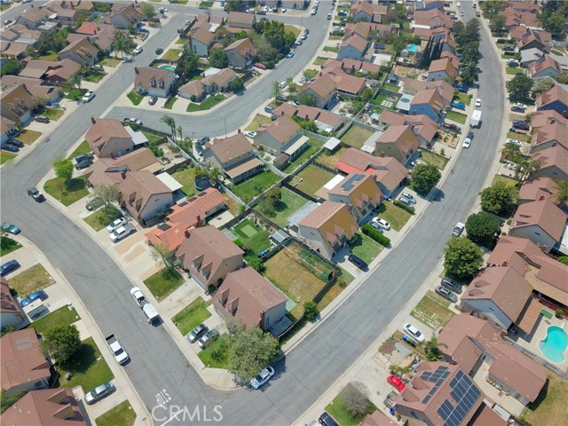 Detail Gallery Image 3 of 14 For 14090 Hillcrest Dr, Fontana,  CA 92337 - 5 Beds | 3 Baths