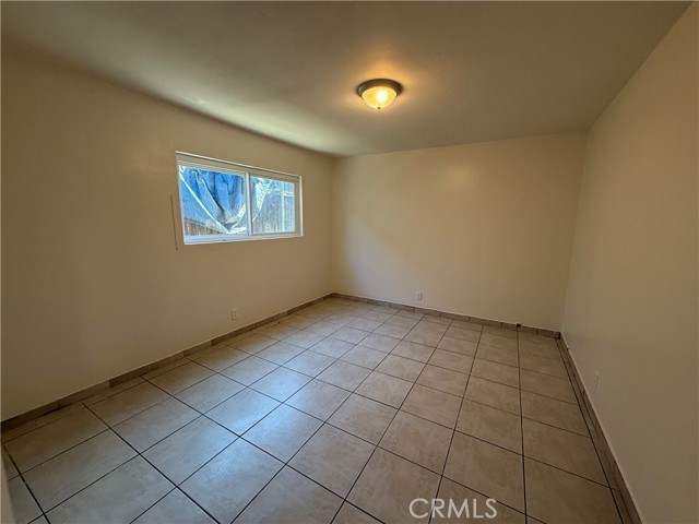 Detail Gallery Image 5 of 8 For 1307 Jacqueline #B,  Pomona,  CA 91768 - 2 Beds | 1 Baths