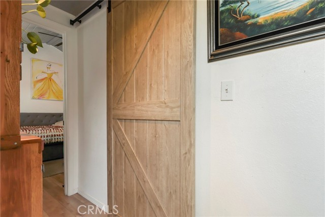 Detail Gallery Image 6 of 32 For 10799 Sherman Grove Ave #82,  Sunland,  CA 91040 - 1 Beds | 1 Baths