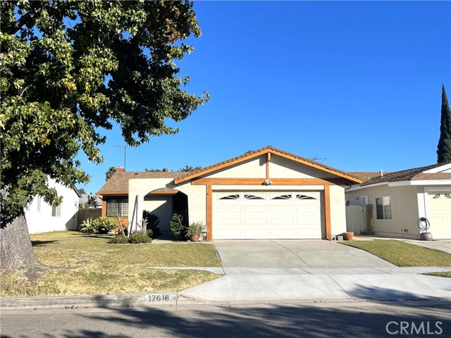 17618 Carmenita Rd, Cerritos, CA 90703