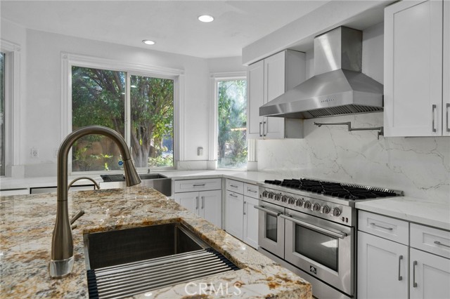 Detail Gallery Image 16 of 69 For 922 Armata Dr, Corona,  CA 92881 - 5 Beds | 4/1 Baths