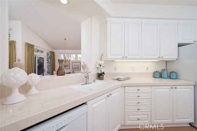 Detail Gallery Image 8 of 41 For 21351 Mazatlan, Mission Viejo,  CA 92692 - 3 Beds | 2 Baths