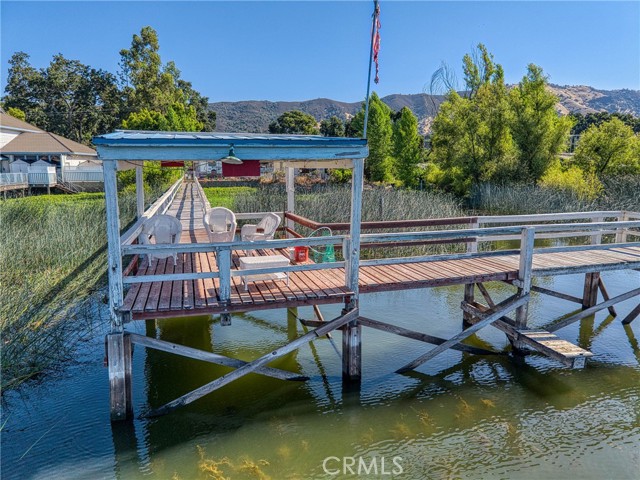 2630 Lakeshore Boulevard, Upper Lake CA: https://media.crmls.org/medias/06e06aa2-36ab-4c58-8b9a-d0632230047e.jpg