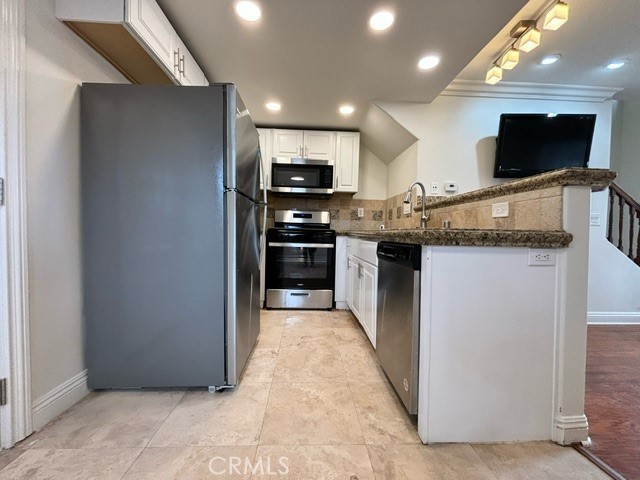 Detail Gallery Image 18 of 38 For 1798 Pomona Ave #2,  Costa Mesa,  CA 92627 - 2 Beds | 1 Baths