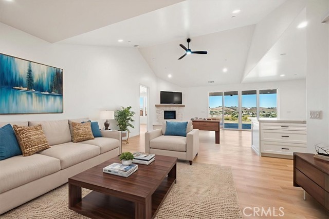 Detail Gallery Image 4 of 34 For 13165 N Bluffs, San Miguel,  CA 93451 - 4 Beds | 2/1 Baths