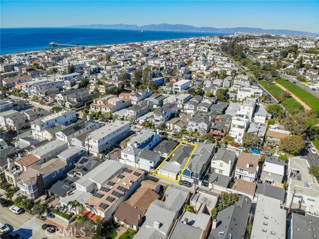 532 4th Street, Manhattan Beach, California 90266, 2 Bedrooms Bedrooms, ,1 BathroomBathrooms,Residential,Sold,4th,PV22020518