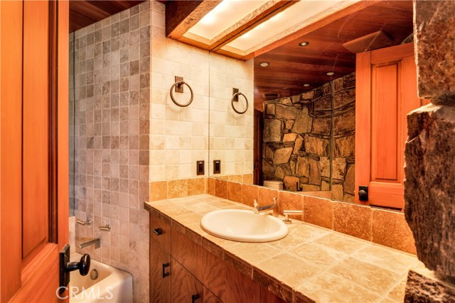 Detail Gallery Image 47 of 75 For 55290 Flying Tigers Rd, Pioneertown,  CA 92268 - 4 Beds | 3 Baths