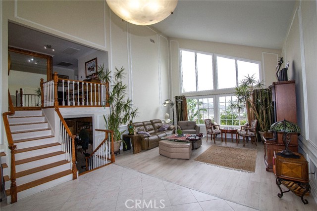 11958 Darby Avenue, Porter Ranch CA: https://media.crmls.org/medias/06e21c15-a19c-4322-8005-03c1757ab4ef.jpg