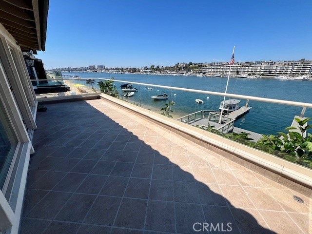 Detail Gallery Image 25 of 59 For 500 via Lido Nord, Newport Beach,  CA 92663 - 5 Beds | 4 Baths
