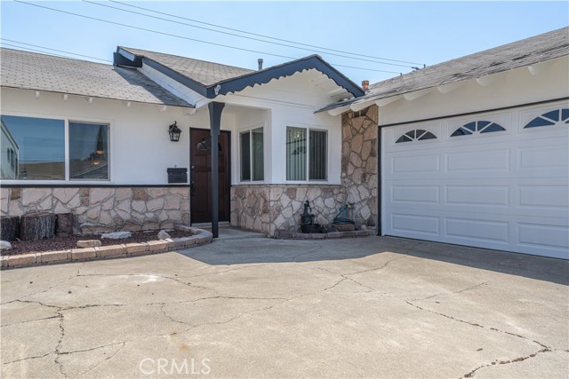 MLS# OC23133114