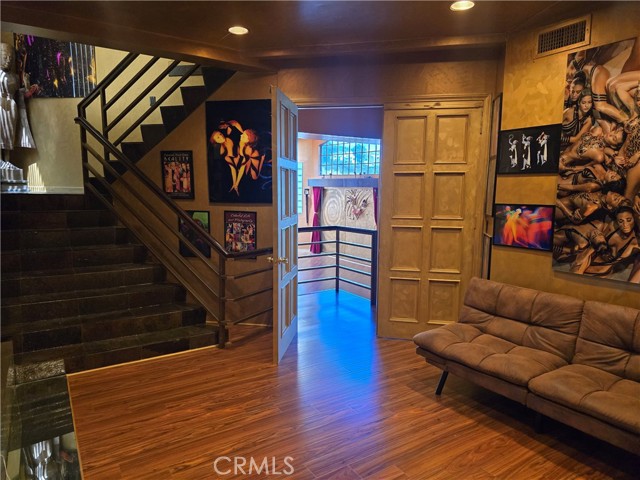 Detail Gallery Image 29 of 53 For 2189 B Sunset Plaza Dr, Los Angeles,  CA 90069 - 5 Beds | 6 Baths