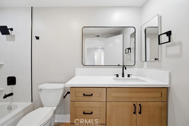 Detail Gallery Image 30 of 59 For 1613 Darcy Ave, Simi Valley,  CA 93065 - 4 Beds | 2/1 Baths