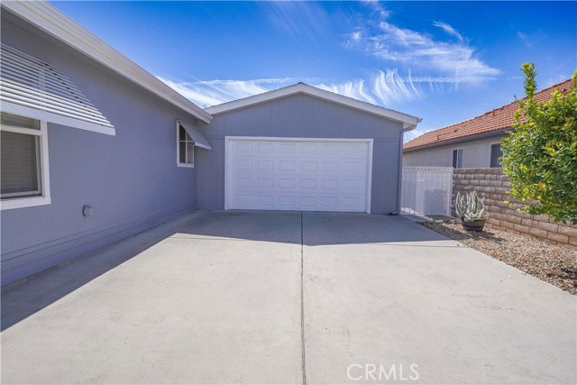 Detail Gallery Image 3 of 50 For 601 Bermuda, Hemet,  CA 92543 - 3 Beds | 2 Baths