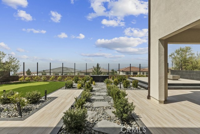 20434 W Albion Way, Porter Ranch CA: https://media.crmls.org/medias/06e5788c-abf4-48e0-acf2-eb27ee79406f.jpg