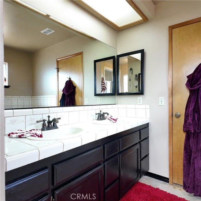 Detail Gallery Image 37 of 47 For 14253 Martin Pl, Riverside,  CA 92503 - 3 Beds | 2/1 Baths