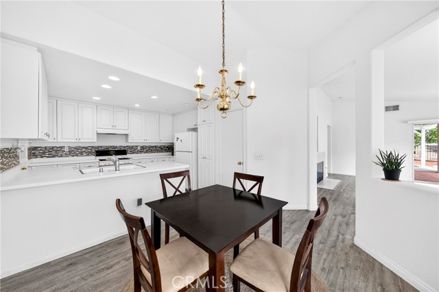 Detail Gallery Image 14 of 37 For 40644 Corte Albara, Murrieta,  CA 92562 - 2 Beds | 2 Baths