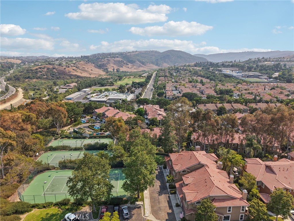 06e70557 A1f2 4353 9681 62d3bac35b51