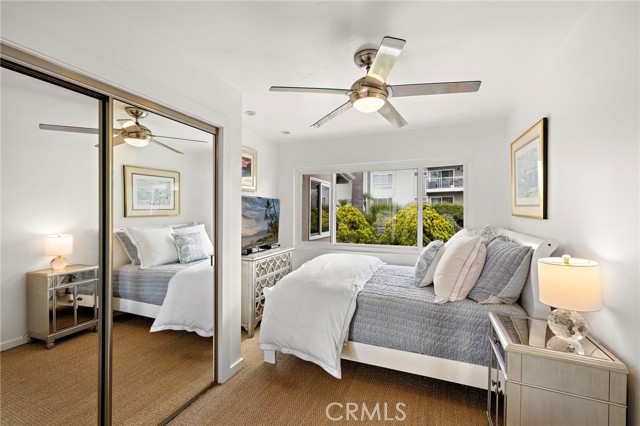 21702 Ocean Vista Drive, Laguna Beach CA: https://media.crmls.org/medias/06e75651-1691-471e-a6ba-0ca8ba9744bf.jpg