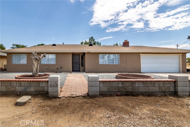 28029 Reservoir Avenue, Nuevo CA: https://media.crmls.org/medias/06e7ade3-ccfe-4879-86d4-f5dae0026ff5.jpg