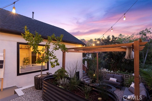 Detail Gallery Image 55 of 64 For 2207 - 2009 Apex Ave, Los Angeles,  CA 90039 - 2 Beds | 2 Baths