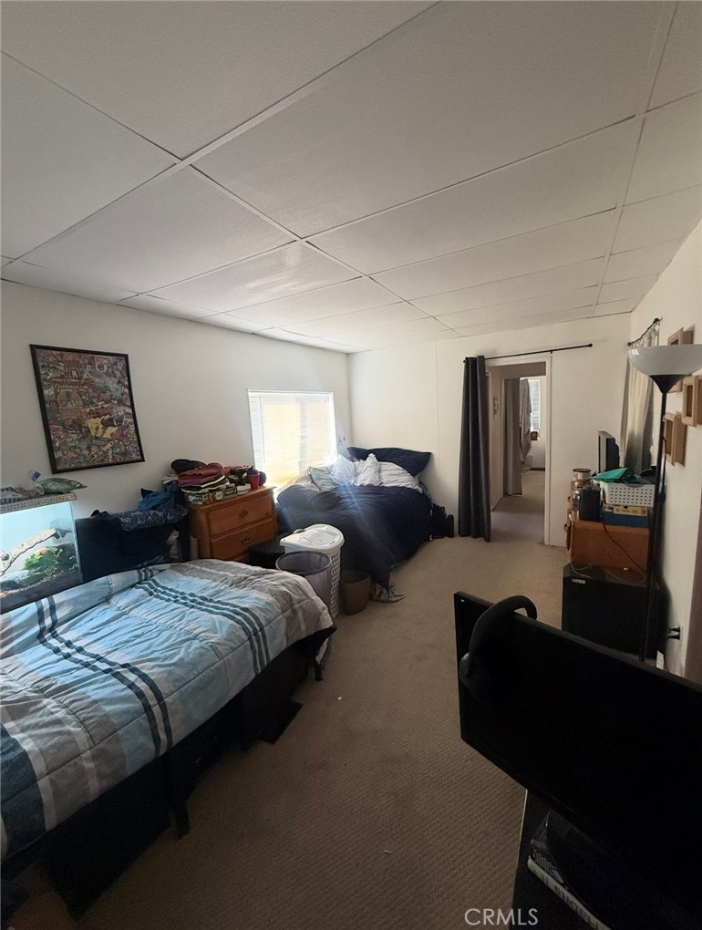 https://media.crmls.org/medias/06e82c76-728c-4fd6-8c63-2553d39b25e9.jpg?preset=X-Large