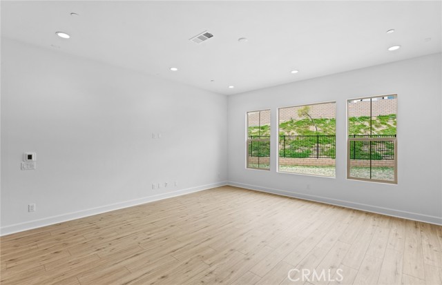 Detail Gallery Image 9 of 49 For 11763 Quailrun Ct, Chatsworth,  CA 91311 - 5 Beds | 5/1 Baths