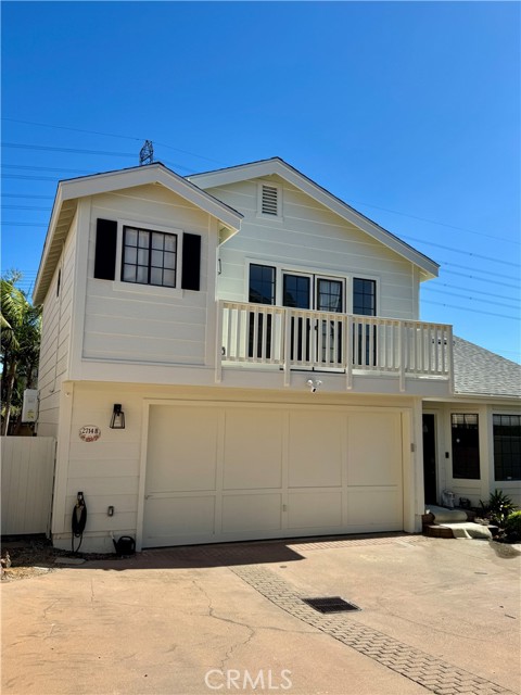 2714 Carnegie Lane, Redondo Beach CA: https://media.crmls.org/medias/06e995d4-e81e-496a-806a-586096073ec6.jpg
