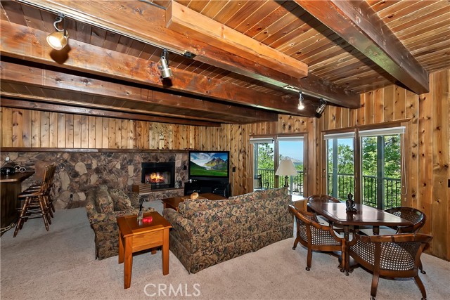 Detail Gallery Image 21 of 28 For 28992 Banff Dr, Lake Arrowhead,  CA 92352 - 3 Beds | 3 Baths