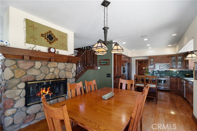 21475 Ridgedale Drive, Lake Mathews CA: https://media.crmls.org/medias/06ea6399-9ff4-4a15-846c-ea3b470b4b30.jpg