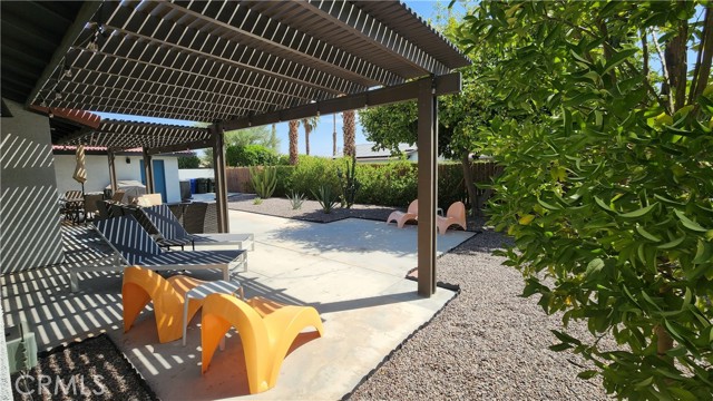 Detail Gallery Image 9 of 25 For 2098 N San Clemente Rd, Palm Springs,  CA 92262 - 3 Beds | 2 Baths