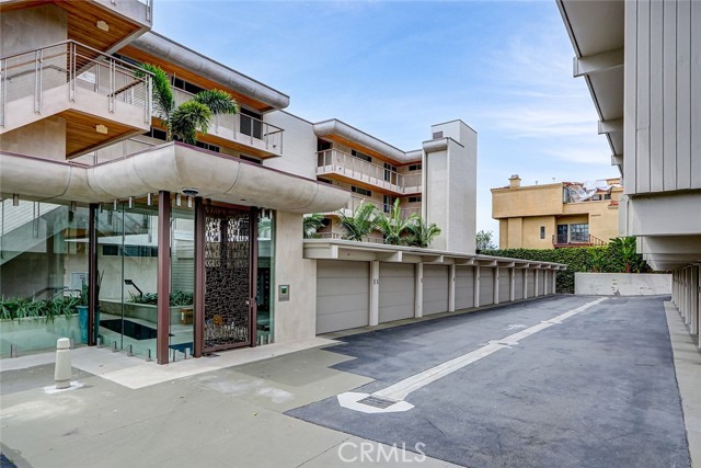 31755 Coast Hwy., Laguna Beach CA: https://media.crmls.org/medias/06eb11ad-f351-4375-9a8d-98998db71d59.jpg