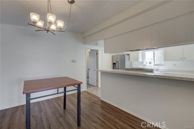 Detail Gallery Image 9 of 27 For 814 3rd St, Hermosa Beach,  CA 90254 - 3 Beds | 2 Baths