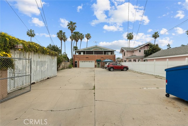 713 S Anaheim Boulevard, Anaheim CA: https://media.crmls.org/medias/06ec5434-a35a-4608-8015-274ab54718a1.jpg
