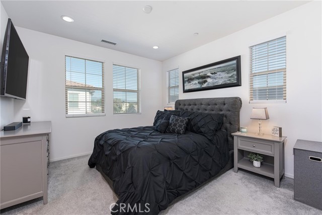 Detail Gallery Image 16 of 36 For 8474 Explorer, Chino,  CA 91708 - 2 Beds | 2/1 Baths