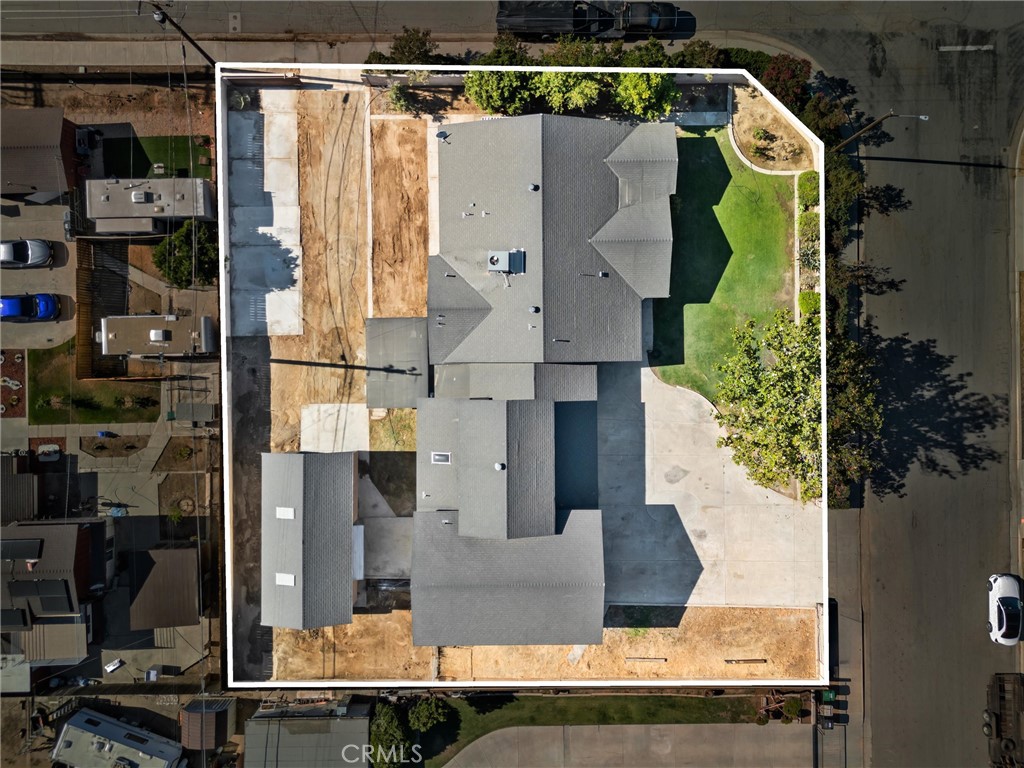 https://media.crmls.org/medias/06ec9a3a-d783-4f84-9254-80b96a397f27.jpg?preset=X-Large