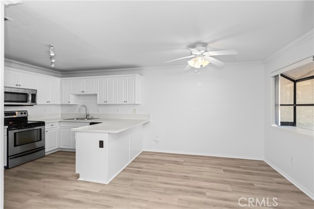 Detail Gallery Image 8 of 36 For 3545 Paseo De Francisco #230,  Oceanside,  CA 92056 - 2 Beds | 2 Baths
