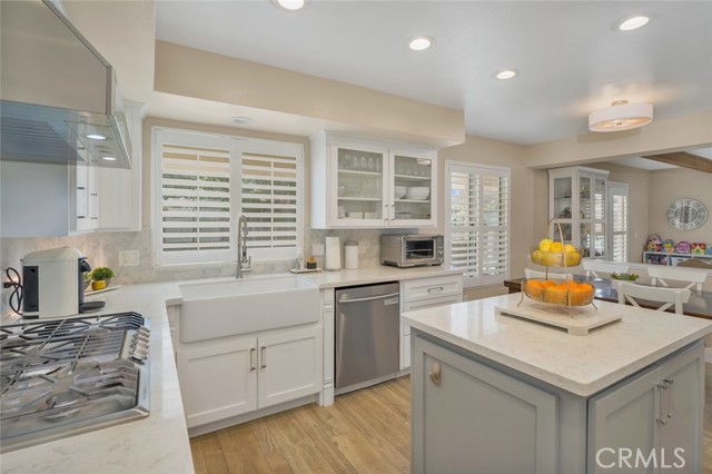2600 Oak Grove, Bakersfield CA: https://media.crmls.org/medias/06ed245e-81ab-4571-bcc8-f97c9efc8880.jpg