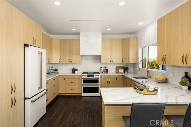 Detail Gallery Image 28 of 75 For 5 Yellow Brick Rd, Rancho Palos Verdes,  CA 90275 - 4 Beds | 3/1 Baths